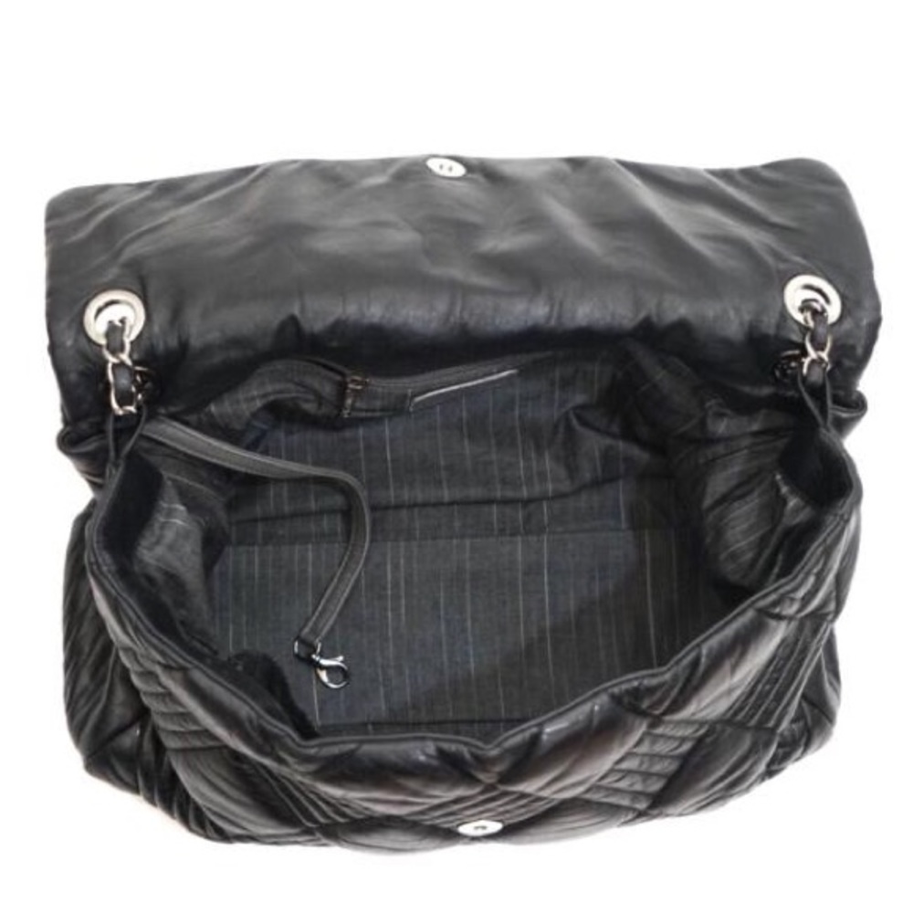 Chanel Jumbo Quilted Lambskin Shoulder Bag - Picture 5 of 8